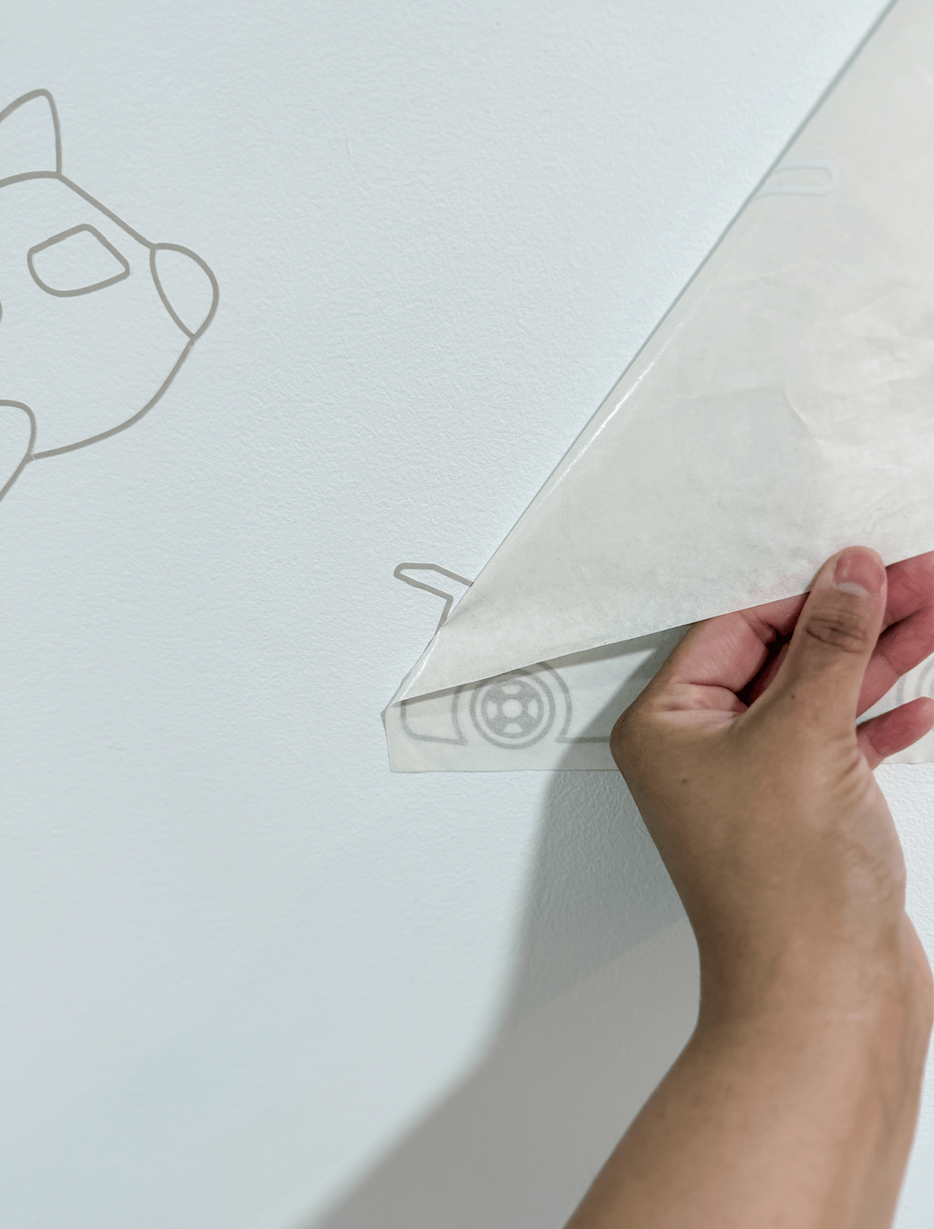 how to guide to apply wall decals with transfer tape