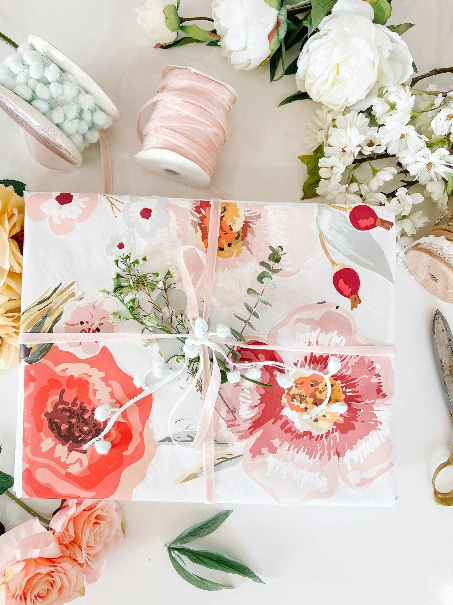 How to DIY your own Gift Wrap!