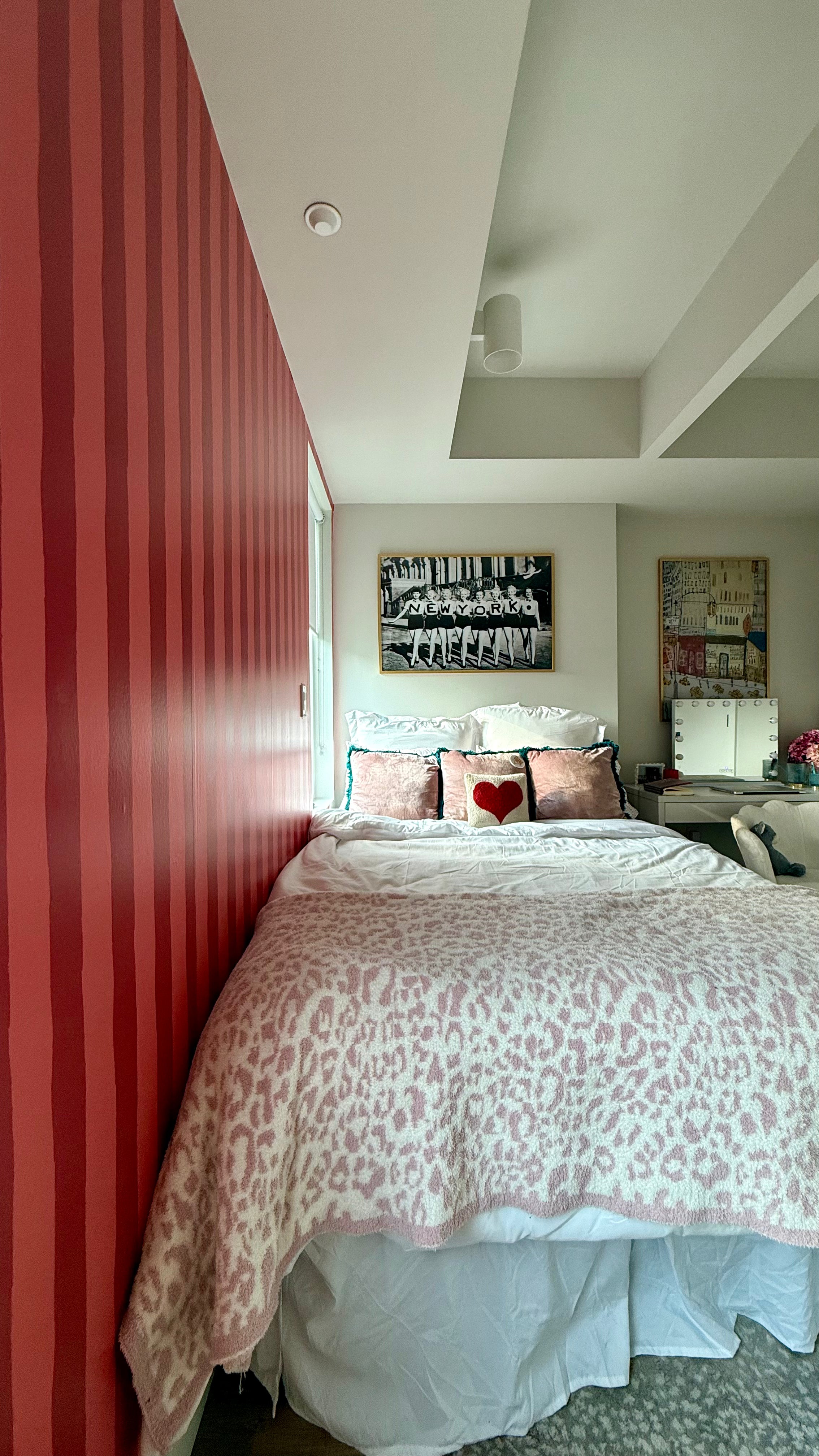 Party Stripe Wallpaper