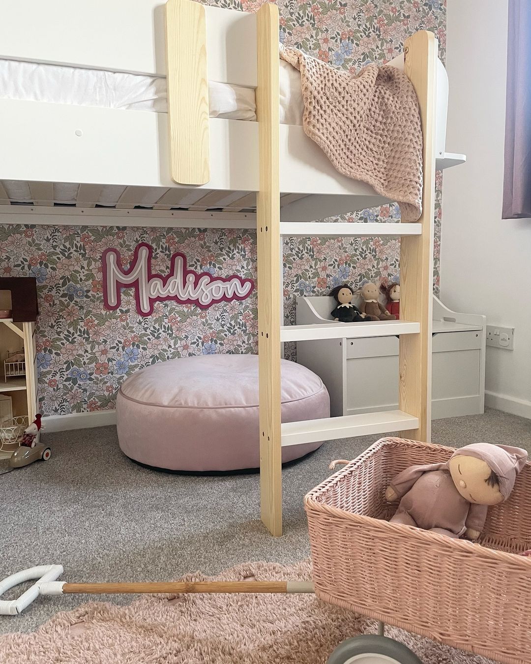 Ava Peel and Stick Wallpaper