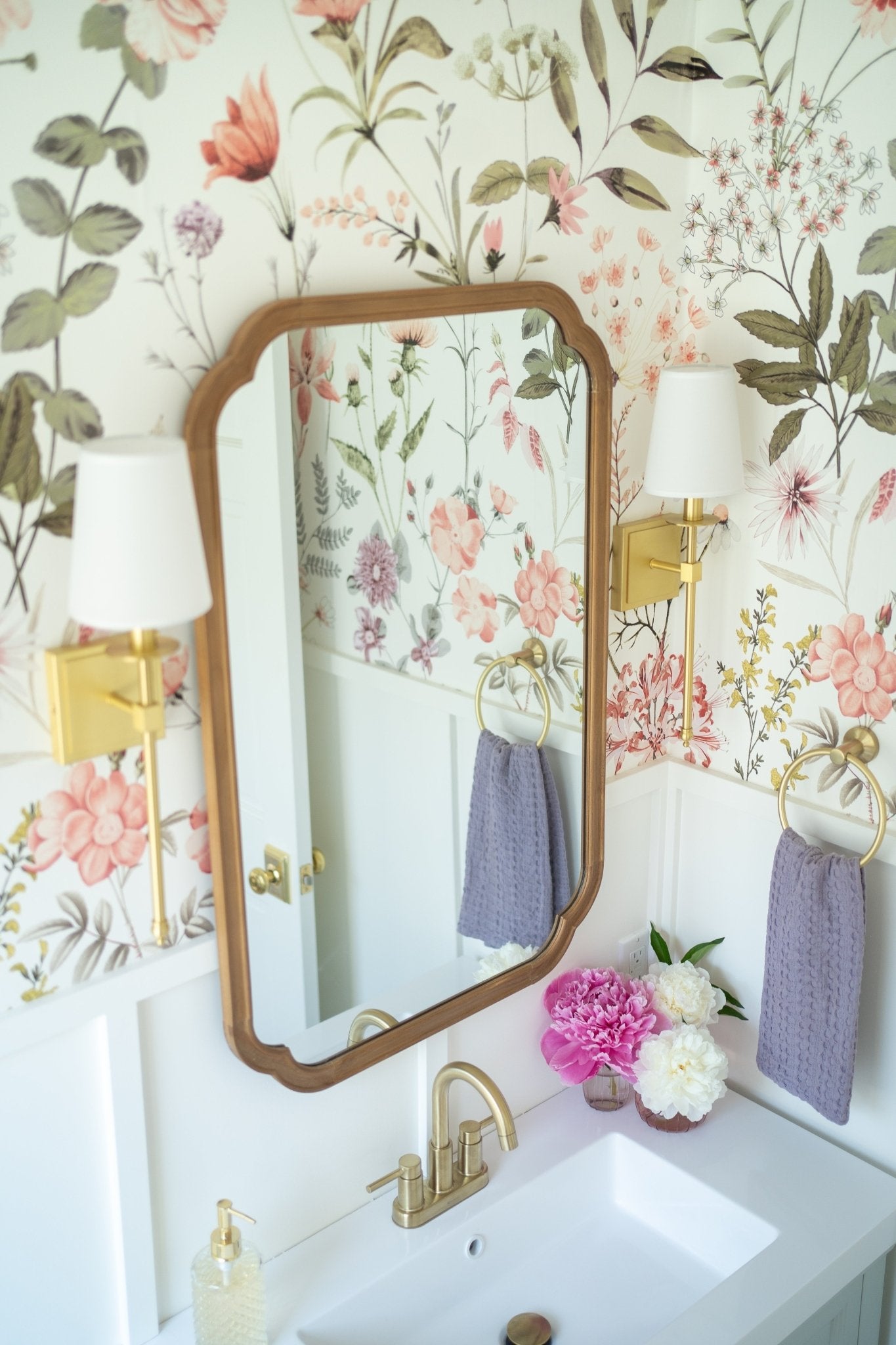 Big Floral Wallpaper