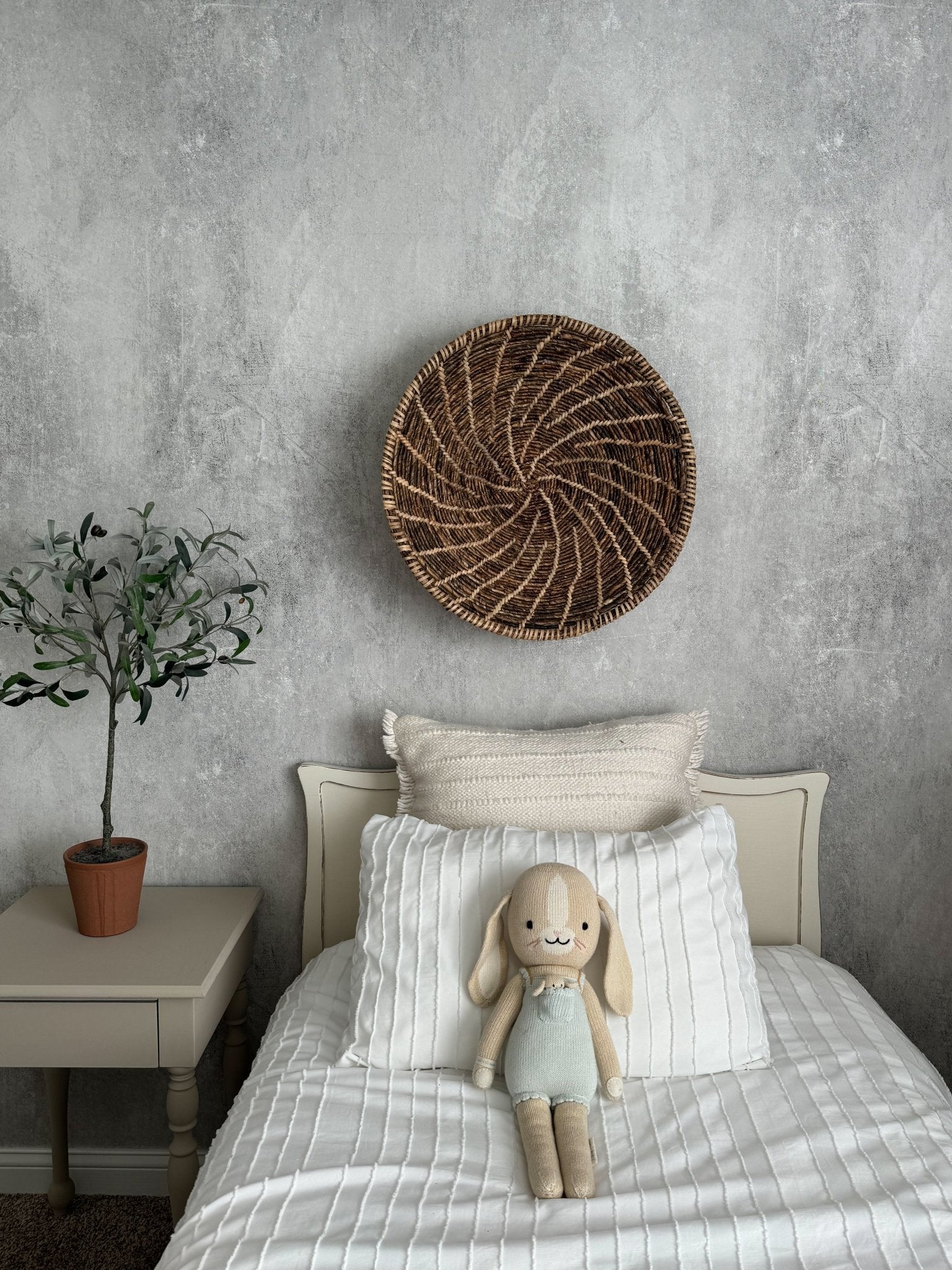 Venetian Plaster Peel and Stick Wallpaper (Cement/Concrete Style)