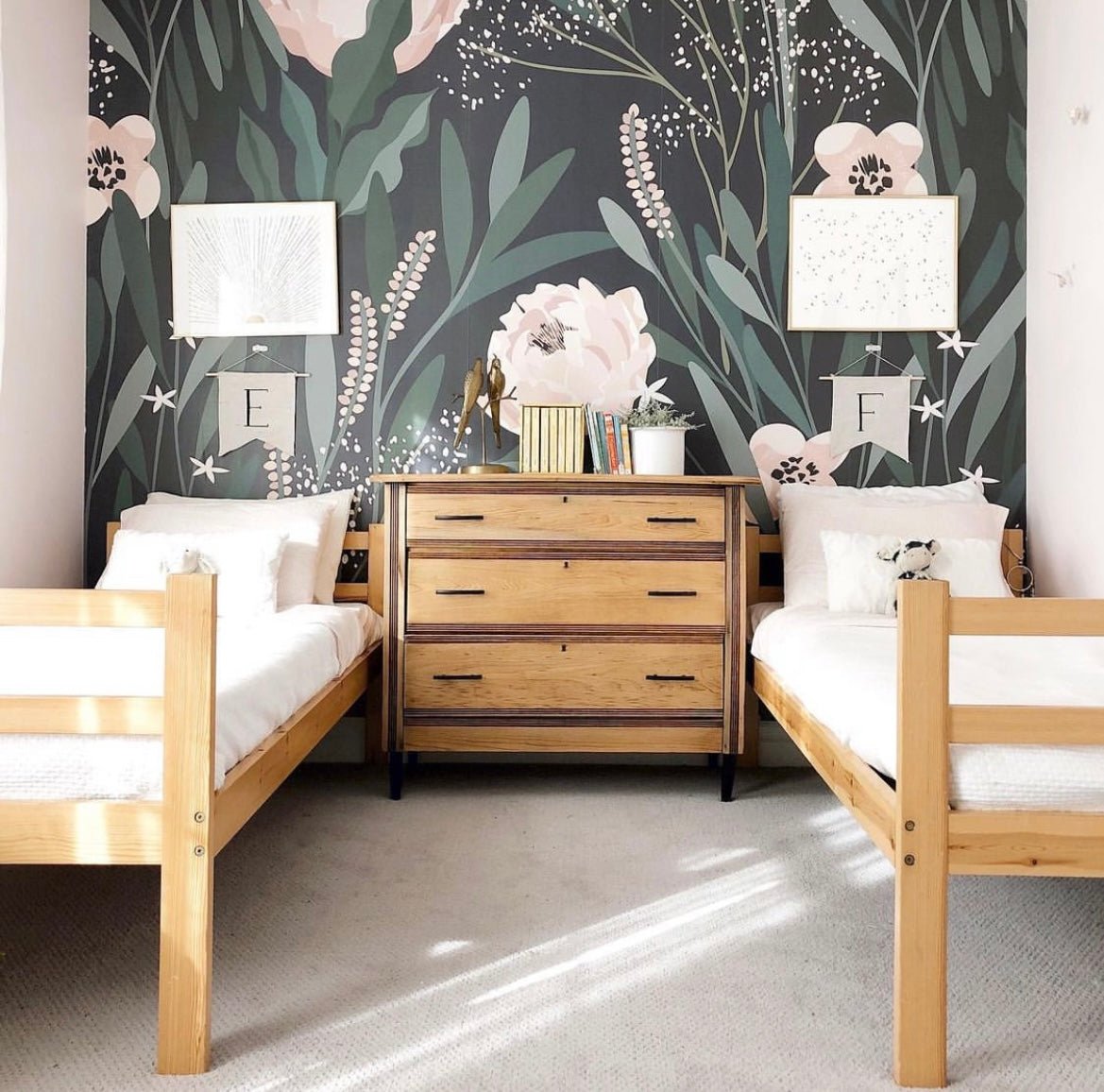 Peel and stick. Peel and stick wallpaper. Removable wallpaper. Floral Wallpaper. Boho Decor. Nursery Wallpaper