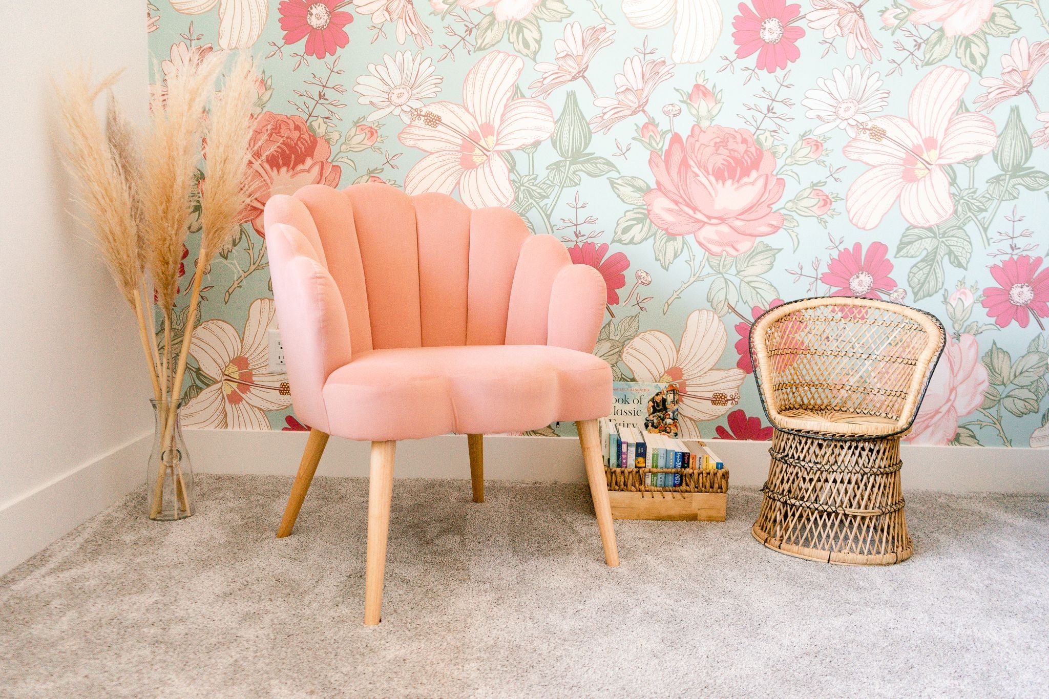 removable peel and stick wallpaper