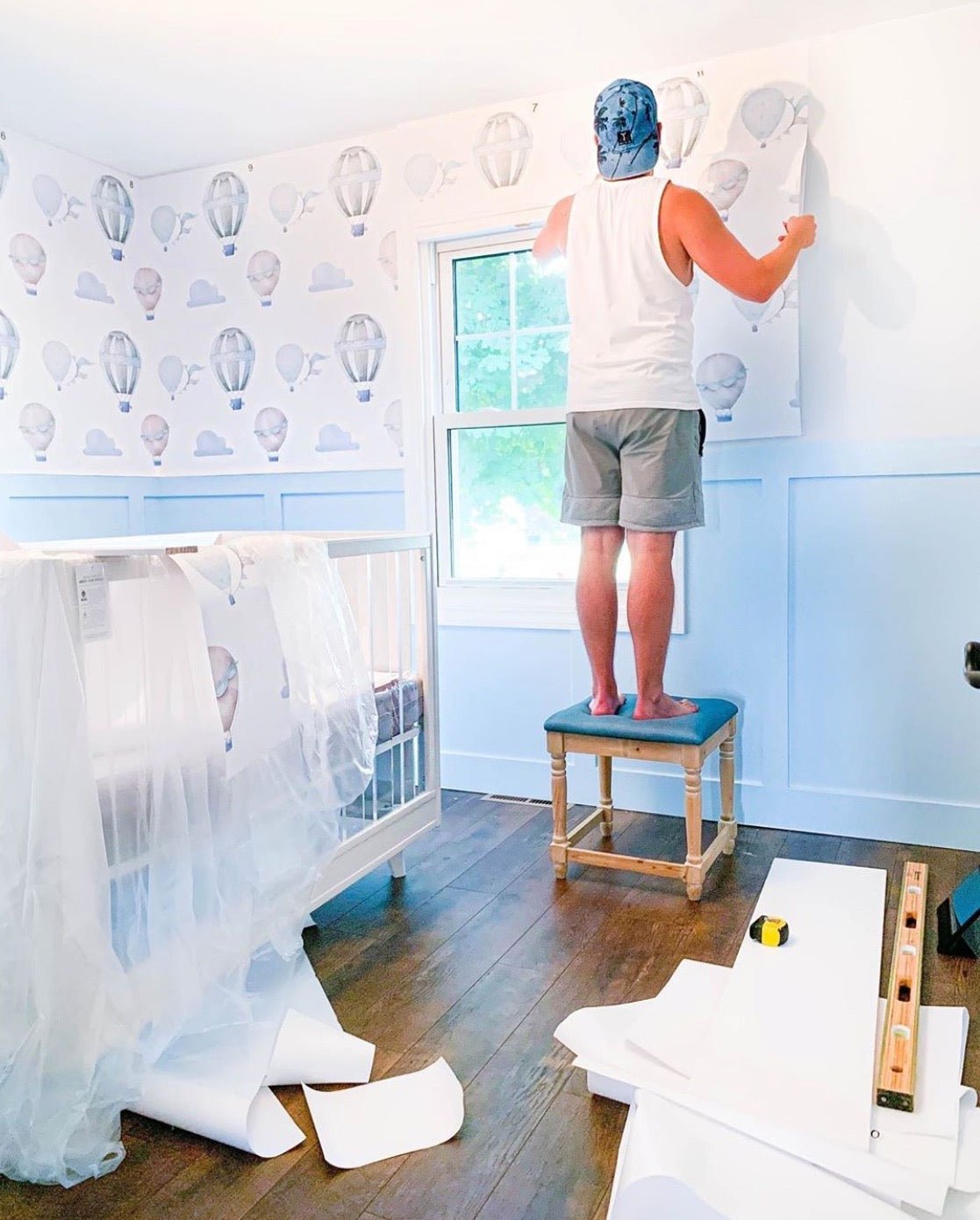 hot air balloon blue wallpaper for baby boy nursery wall decor