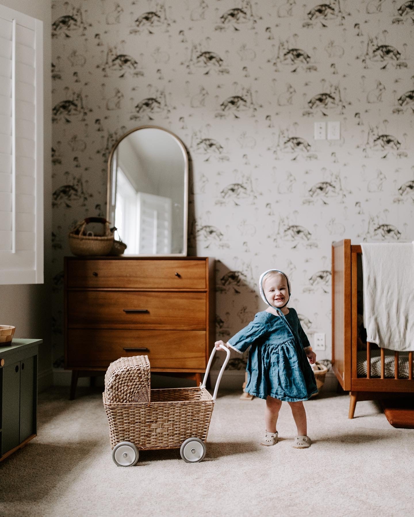 Bunny wallpaper, dear wallpaper, peel and stick wallpaper, natural room,