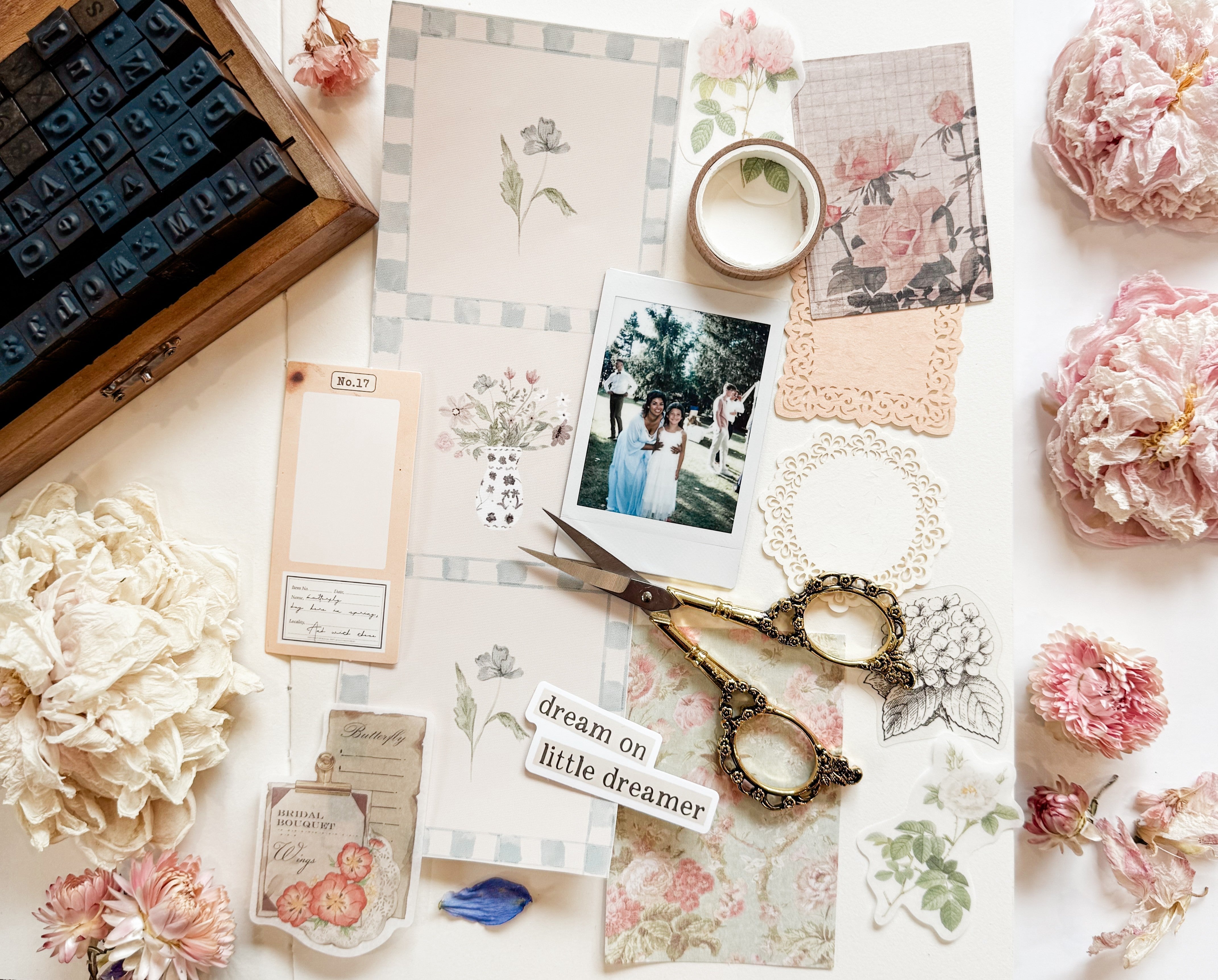 How I Turned Wallpaper Scraps Into a Dreamy Photo Journal