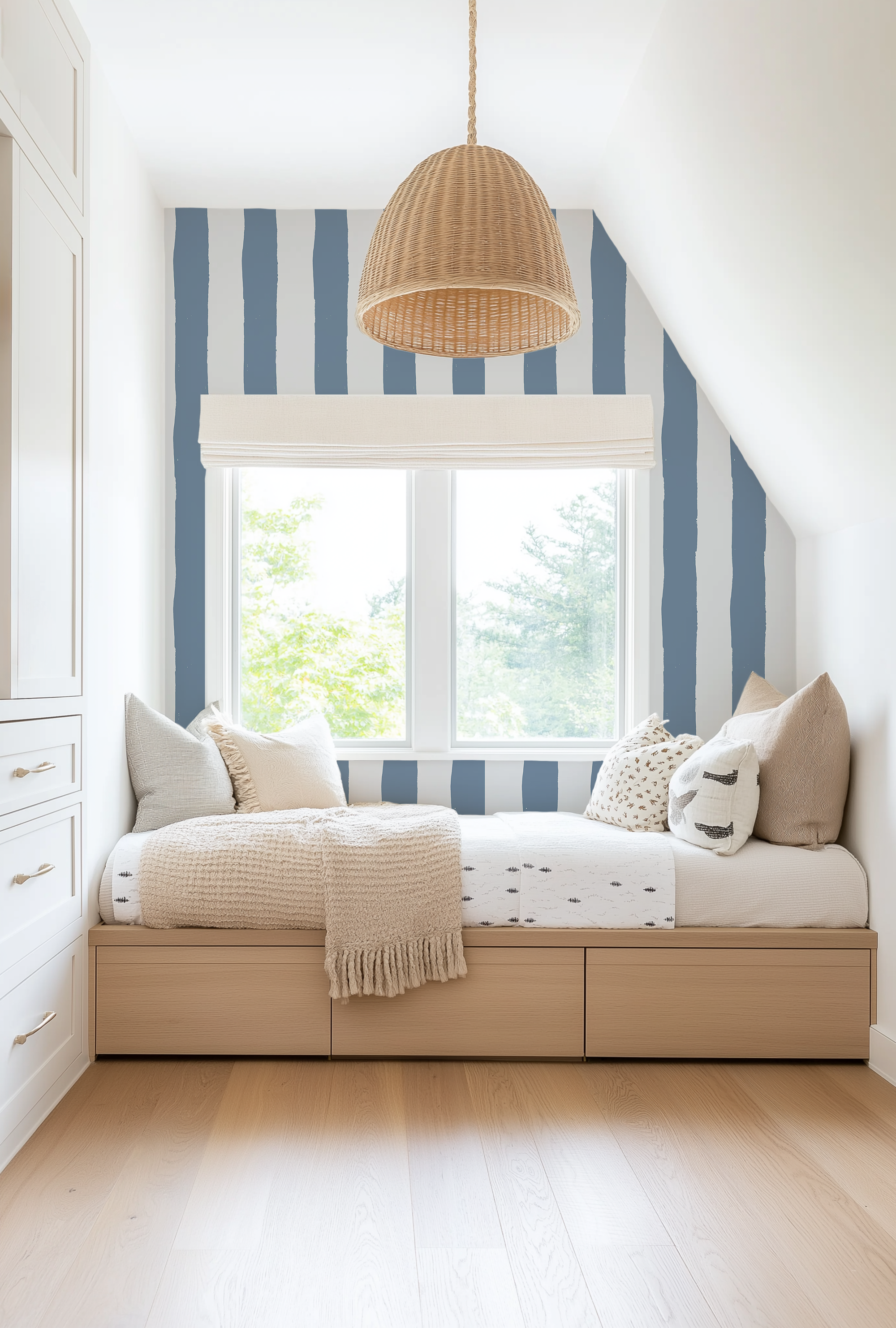 Eclectic Blue Stripe Wallpaper