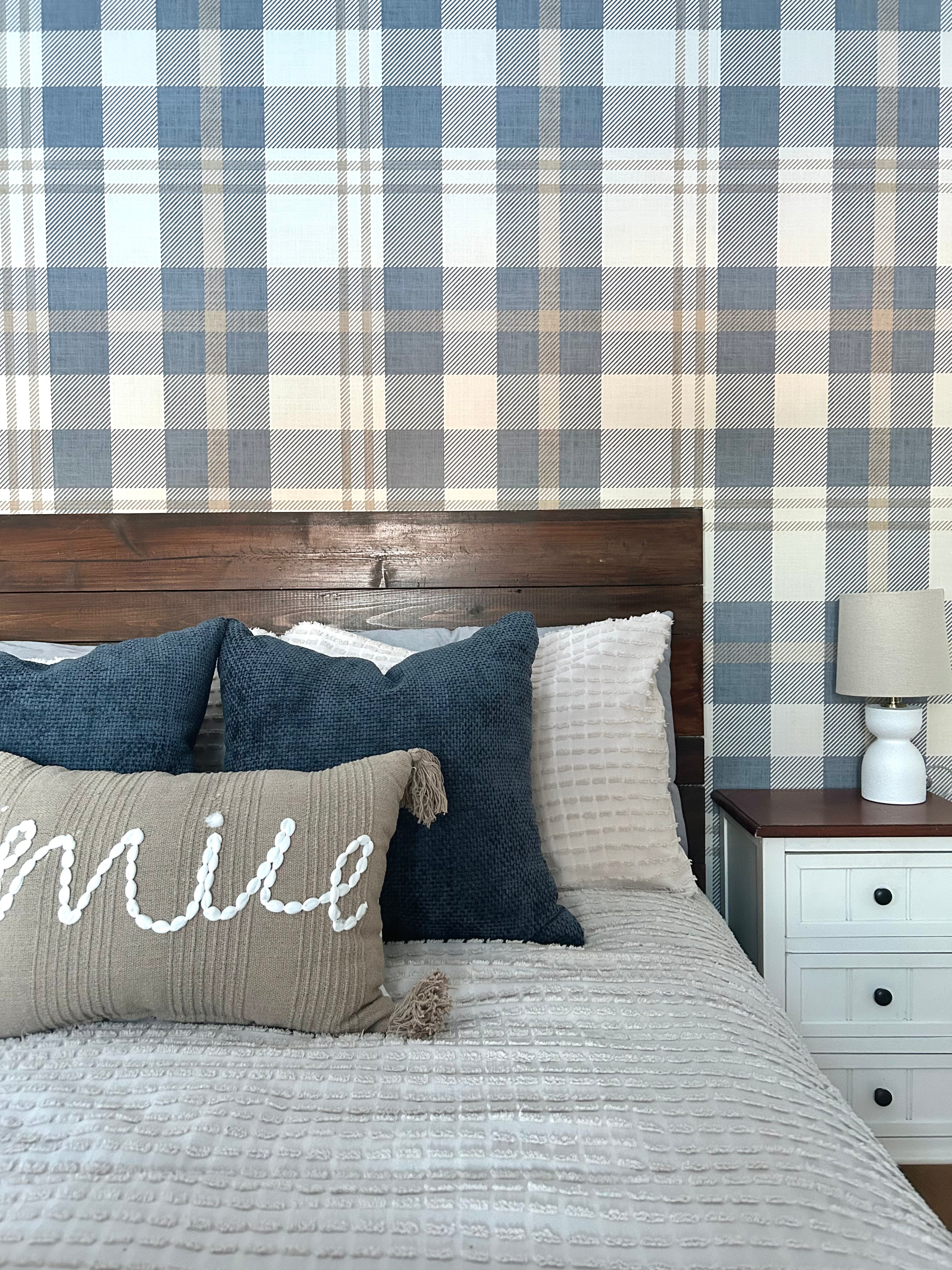 Blue and Cream Plaid Wallpaper
