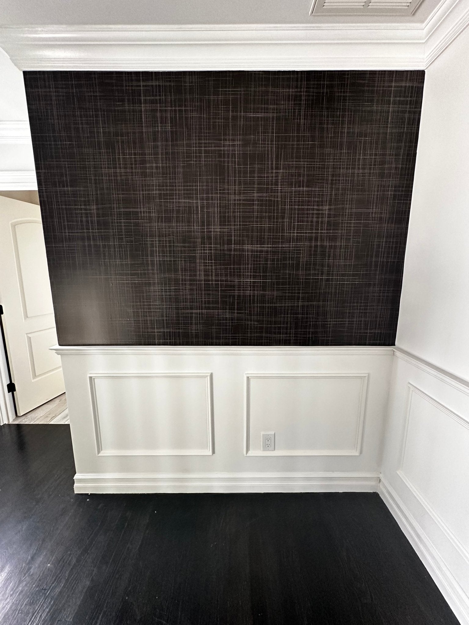 Black Grasscloth Wallpaper Interior Design Veer Decor Rafia Grasscloth