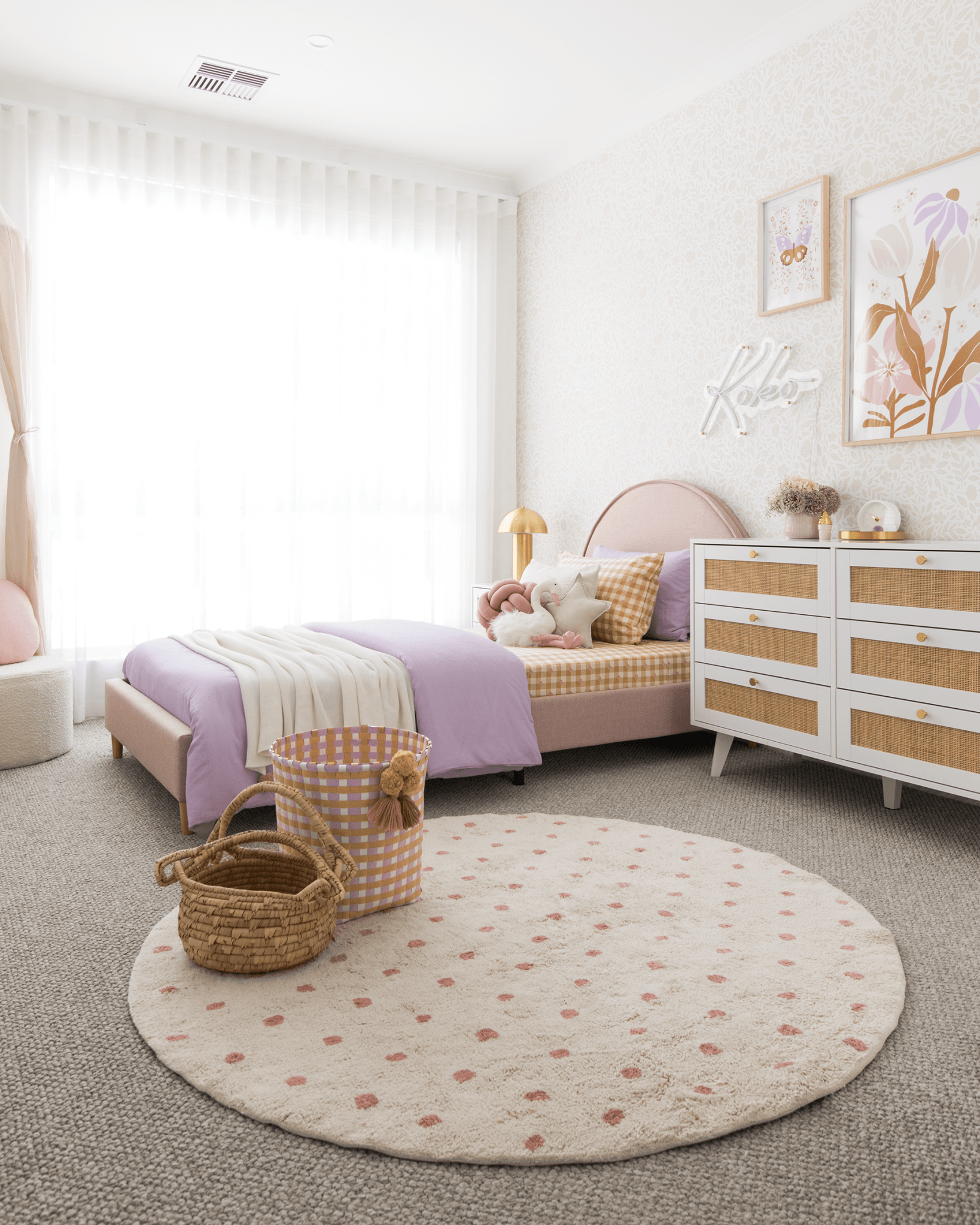 Cream Flower Wallpaper in Girls Room with white dresser