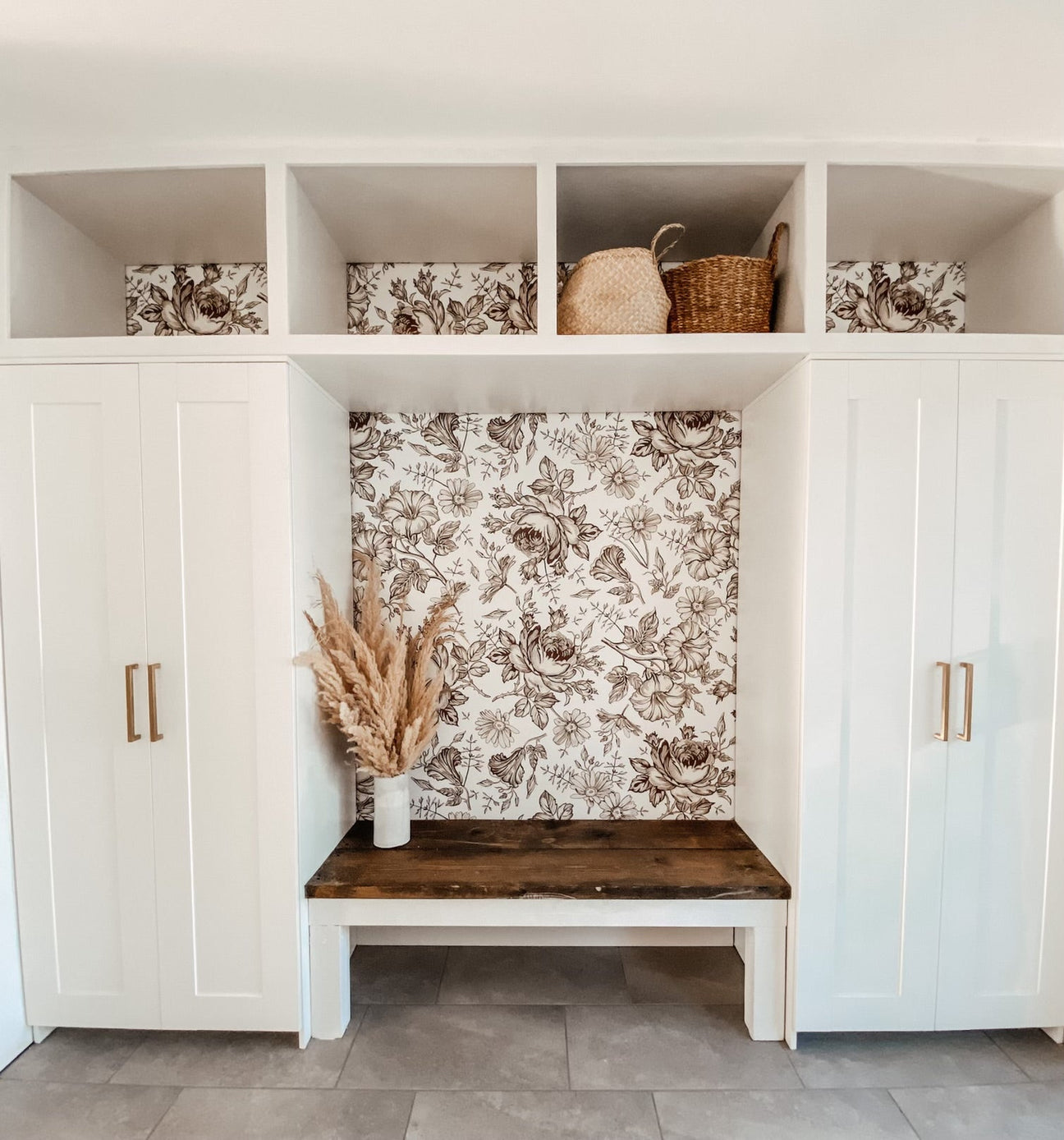 Harlow Floral Wallpaper (Peel & Stick and Removable)